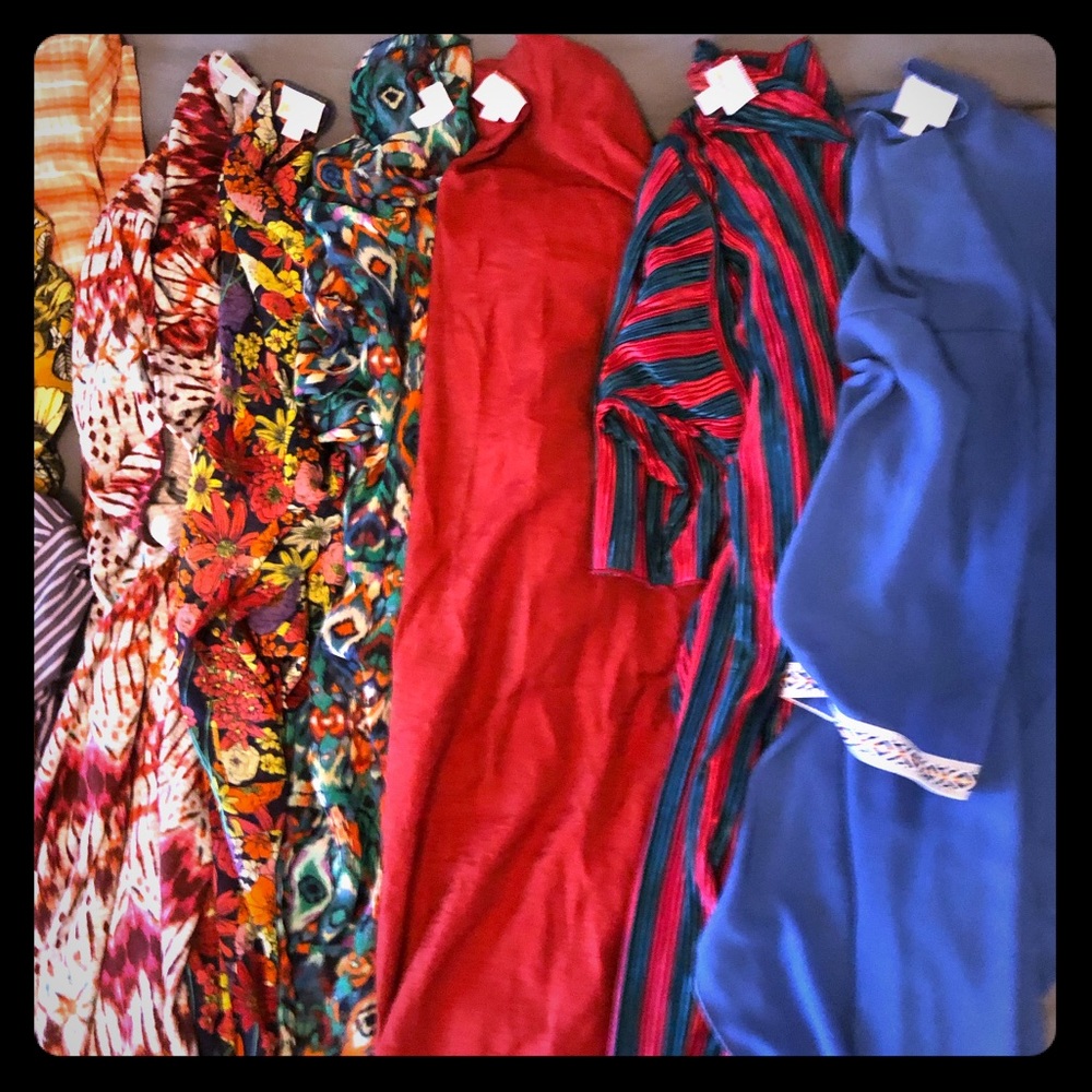 Lularoe Shirley Lot. Medium